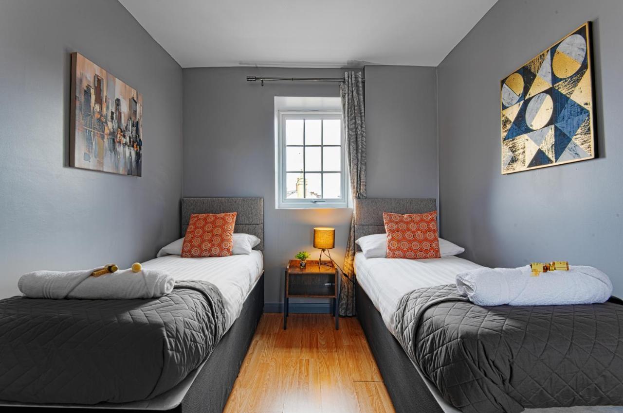 Appartamento The Glyndwr - Berwyn House Wrexham Esterno foto